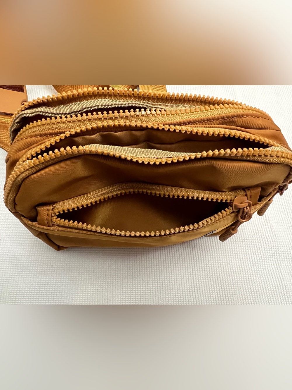 Like New Lululemon Everywhere Belt Bag Burnt Caramel Brown - Picture 4 of 4